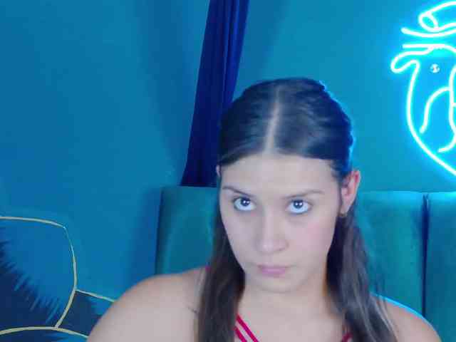 kinkyzoeandema webcam
