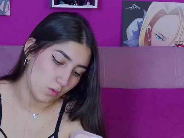 kinkyzoeandema webcam