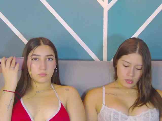 kinkyzoeandema webcam