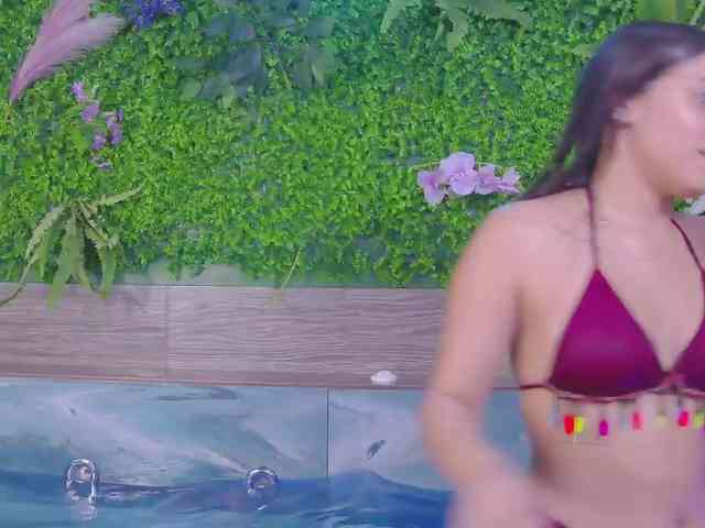 kinkyzoeandema webcam