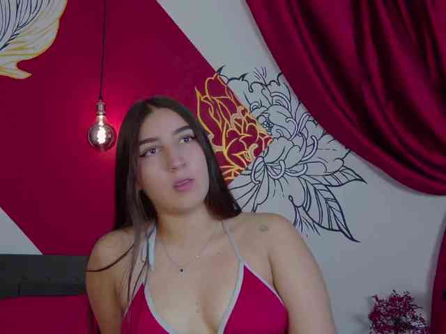 kinkyzoeandema webcam