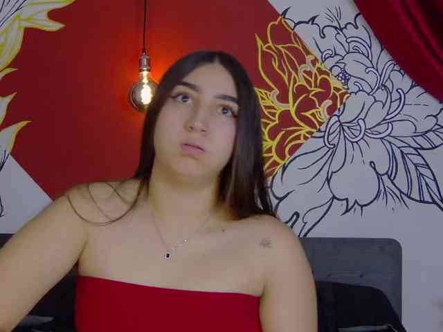 kinkyzoeandema webcam