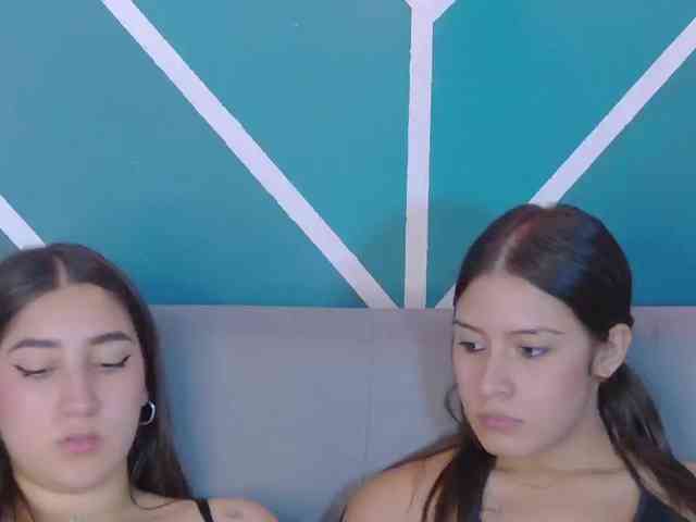 kinkyzoeandema webcam