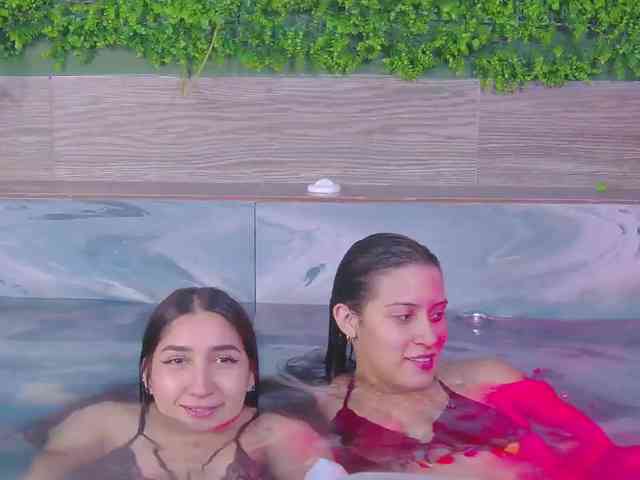 webcam porn Kinkyzoeandema