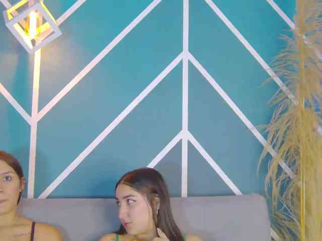 kinkyzoeandema webcam