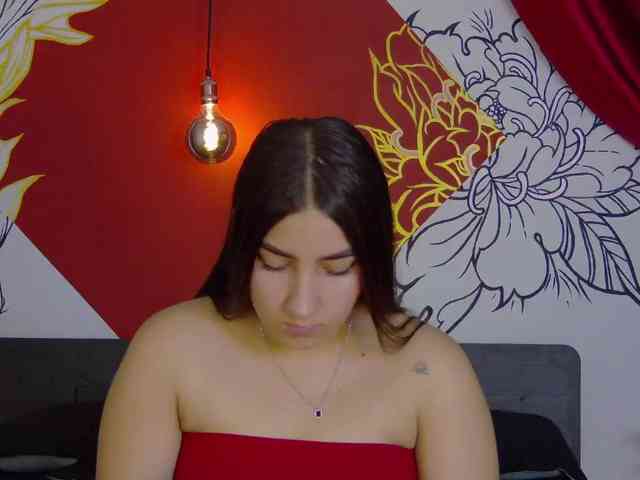 kinkyzoeandema webcam
