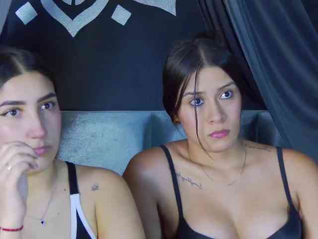 kinkyzoeandema webcam