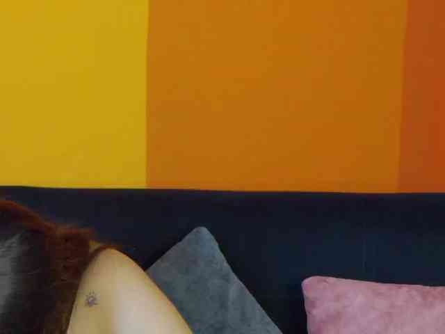 kinkyzoeandema webcam