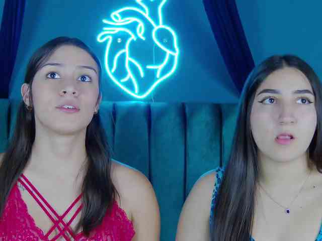 kinkyzoeandema webcam
