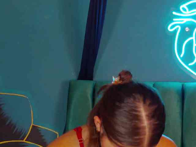 kinkyzoeandema webcam