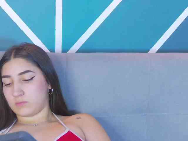 kinkyzoeandema webcam