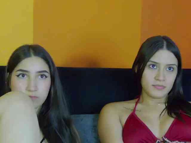 kinkyzoeandema webcam