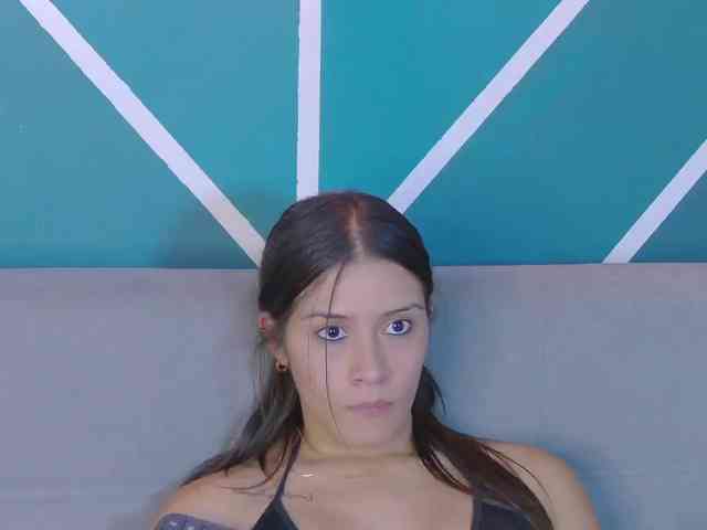 kinkyzoeandema webcam