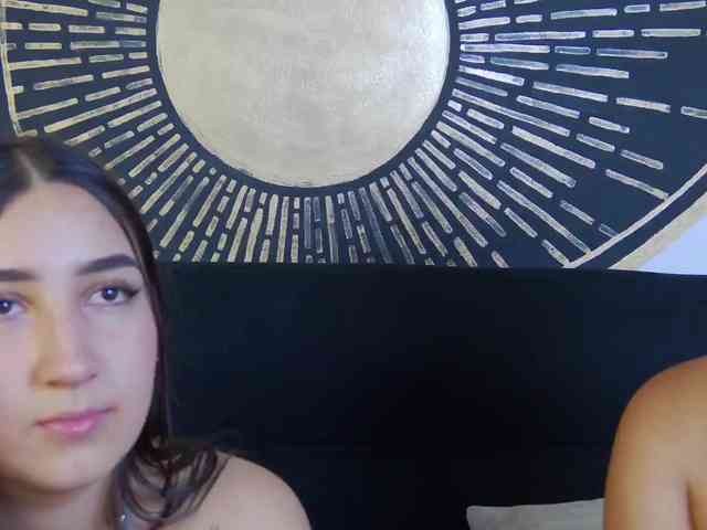kinkyzoeandema webcam