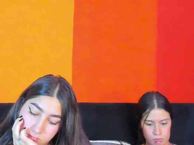 kinkyzoeandema webcam