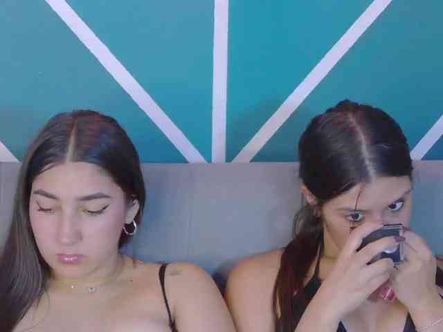kinkyzoeandema webcam