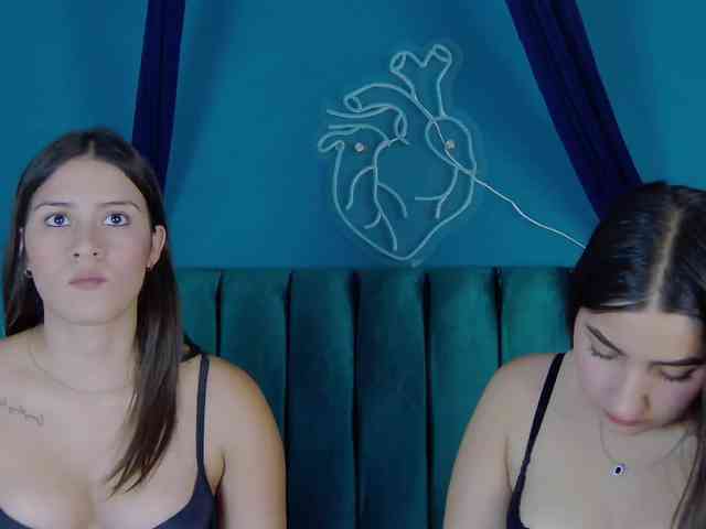 kinkyzoeandema webcam