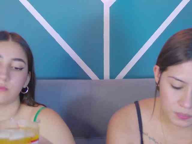 kinkyzoeandema webcam