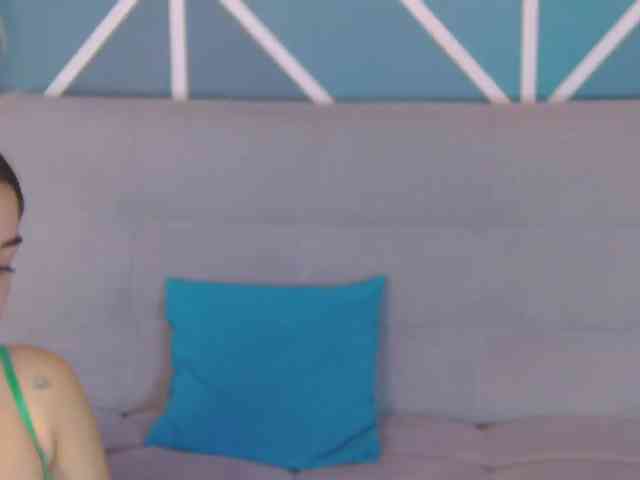kinkyzoeandema webcam