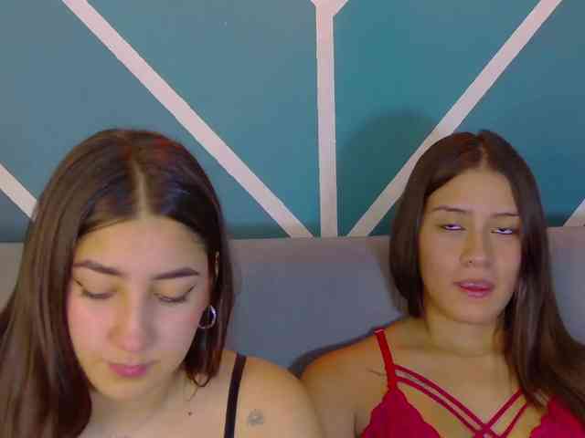kinkyzoeandema webcam