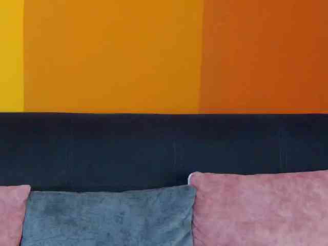 kinkyzoeandema webcam