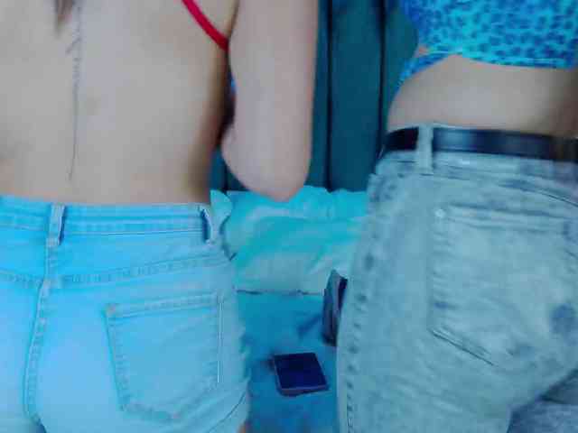 kinkyzoeandema webcam