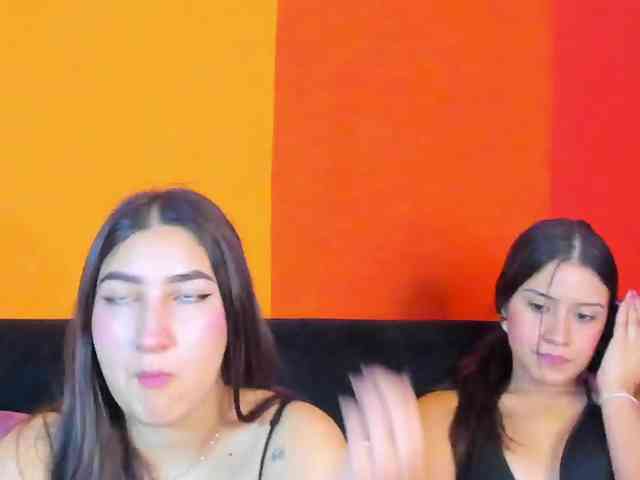 kinkyzoeandema webcam