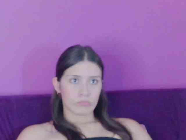 kinkyzoeandema kinkyzoeandema