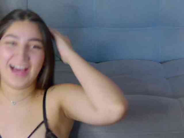 kinkyzoeandema webcam