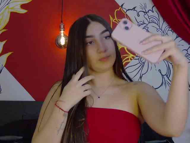 kinkyzoeandema webcam