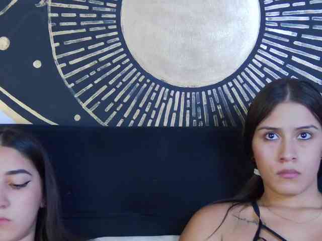 kinkyzoeandema webcam