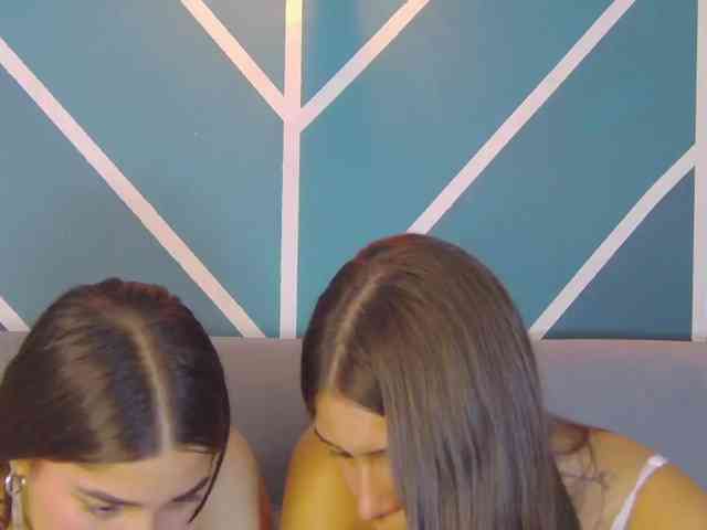 kinkyzoeandema webcam
