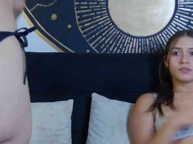 kinkyzoeandema webcam