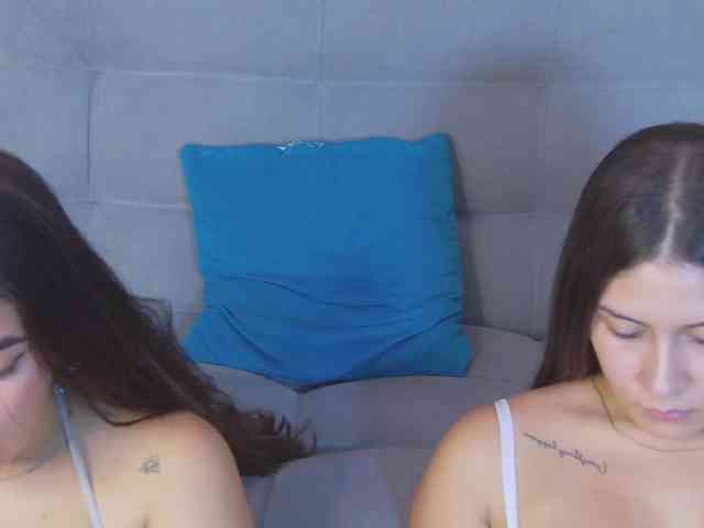 kinkyzoeandema webcam