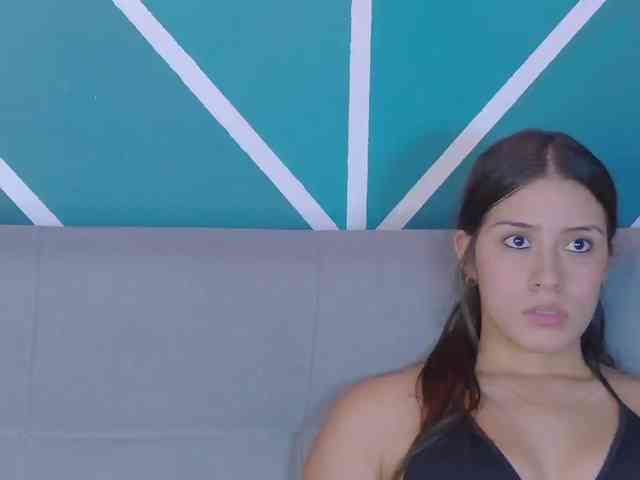 kinkyzoeandema webcam