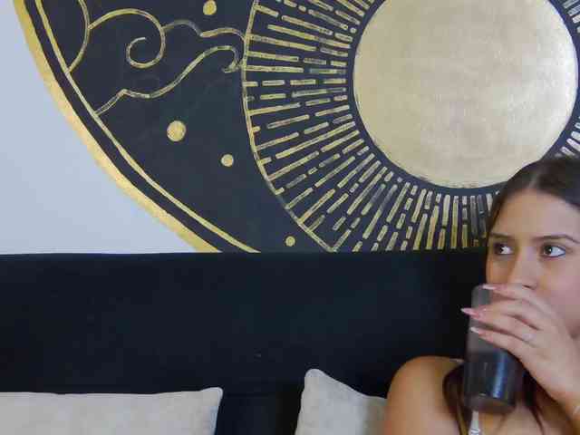 kinkyzoeandema webcam