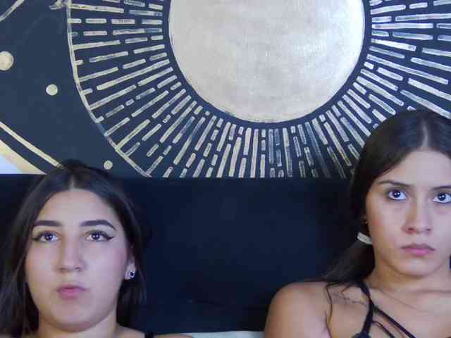 kinkyzoeandema webcam
