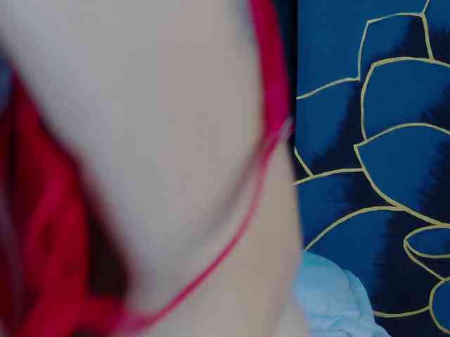 kinkyzoeandema webcam