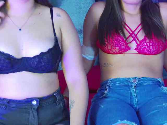 kinkyzoeandema webcam