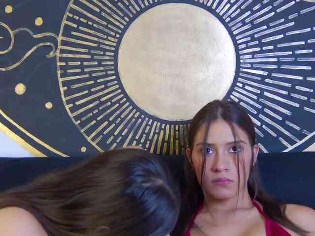 kinkyzoeandema webcam