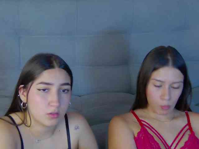 kinkyzoeandema webcam