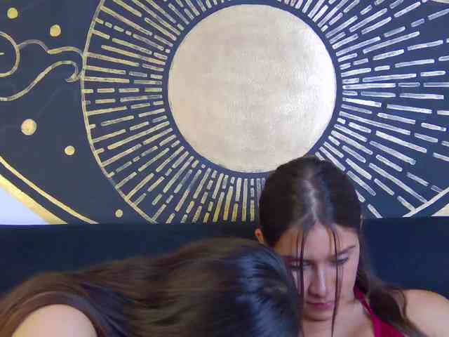 kinkyzoeandema webcam