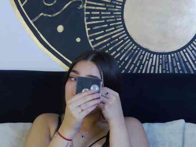 kinkyzoeandema webcam