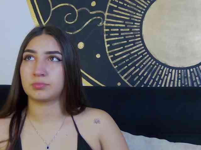 kinkyzoeandema webcam
