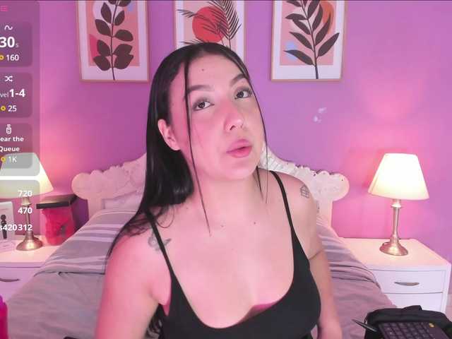 AishelGrey on BongaCams 