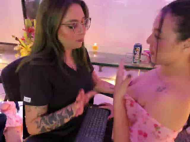 AishelGrey webcam
