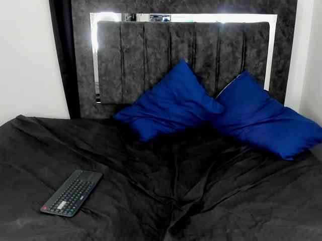 Skarleth018 webcam