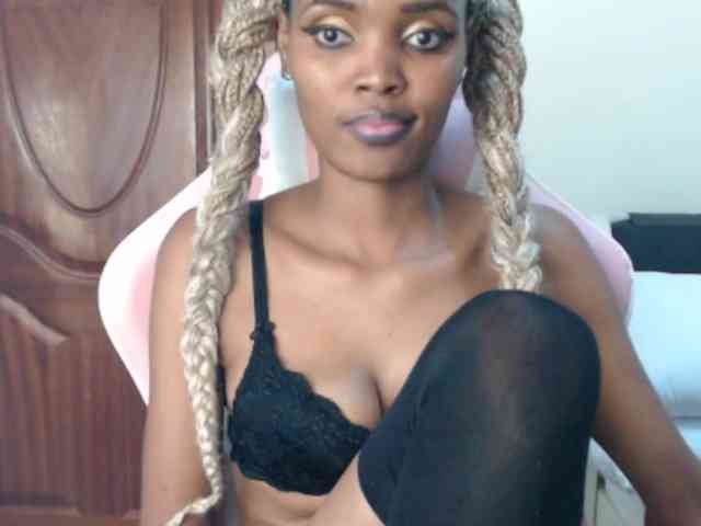 exlovergal Live Webcam on {site_name}