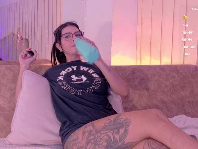 pikayle's BongaCams show and profile
