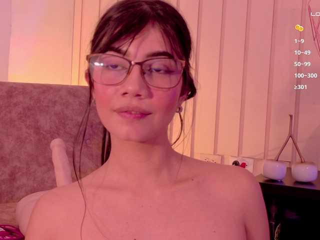 pikayle's BongaCams show and profile